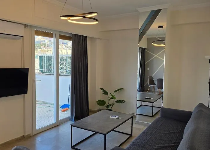 Double With Balcony Apartamento Patras